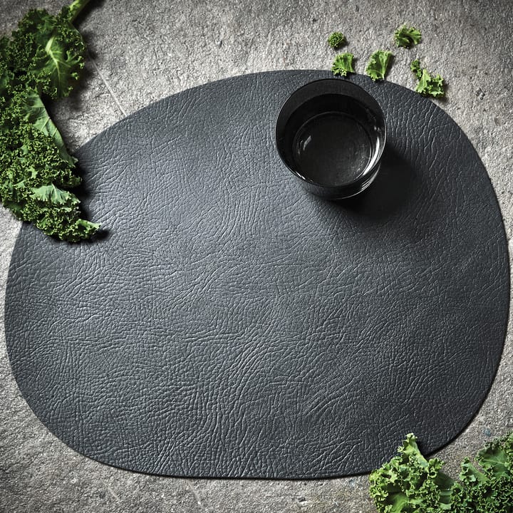 Raw placemat leather, Black buffalo (black) Aida