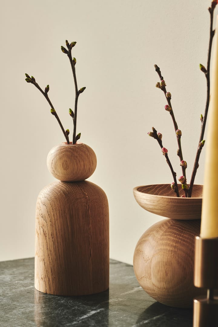 Shape ball vase, Oak Applicata