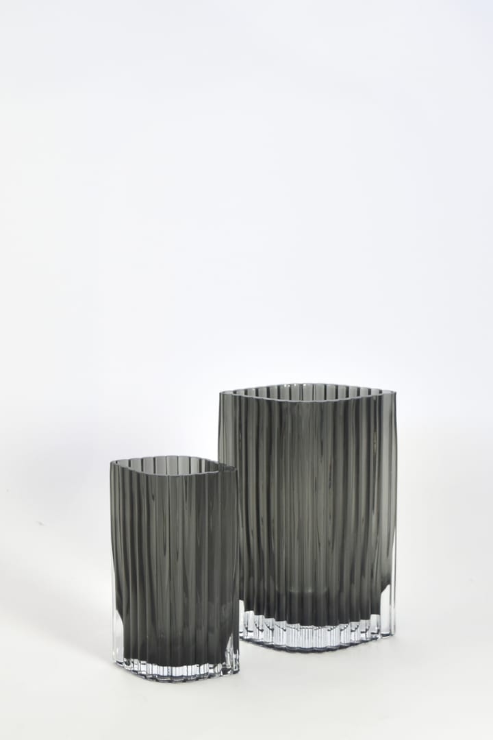 Leaf vase 20 cm, Black AYTM