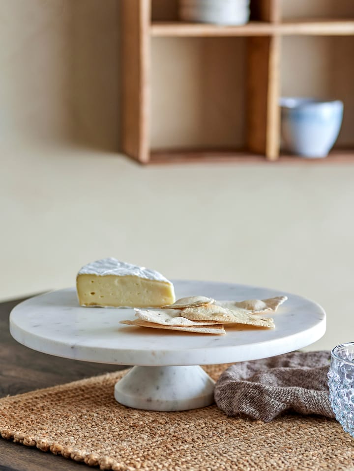 Fenya cake plate Ø30x9 cm, White marble Bloomingville