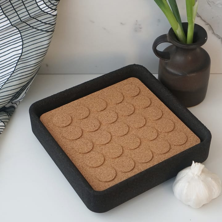 Dots square trivet 20x20 cm, Brown Born In Sweden