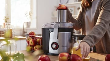 Bosch VitaJuice 4 MES4010 Cold Press Juicer 1200W - Silver-black - Bosch