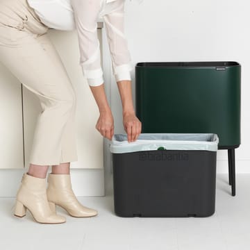 Bo touch bin 36 litre - pine green - Brabantia