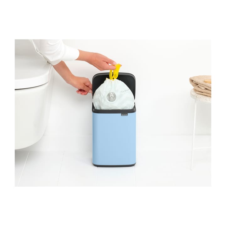 Bo waste bin 4 L, Dreamy Blue Brabantia