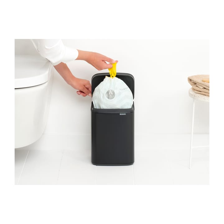 Bo waste bin 4 L, Matte black Brabantia