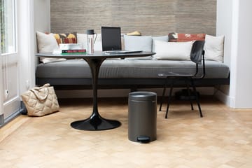 New Icon pedal bin 12 liter - Confident grey - Brabantia