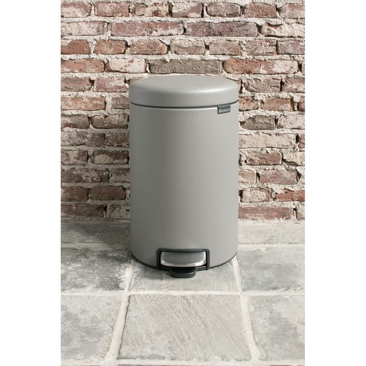 New Icon pedal bin 12 liter, Mineral concrete grey Brabantia