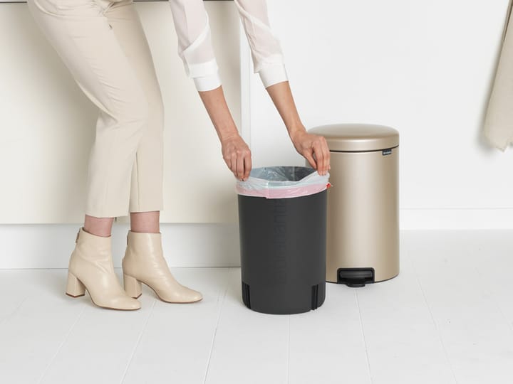 New Icon pedal bin 20 liter, Metallic Gold Brabantia