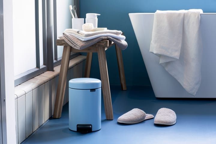 New Icon pedal bin 3 liter, Dreamy blue Brabantia