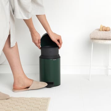 New Icon pedal bin 3 liter - pine green - Brabantia