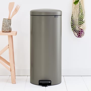 New Icon pedal bin 30 liter - platinum - Brabantia