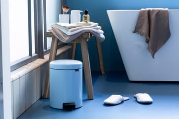 New Icon pedal bin 5 liter - Dreamy blue - Brabantia