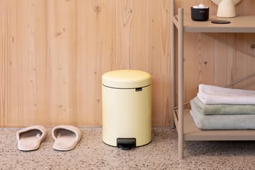 New Icon pedal bin 5 liter - Mellow yellow - Brabantia