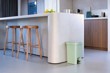 StepUp pedal bin 16 L - Jade green - Brabantia