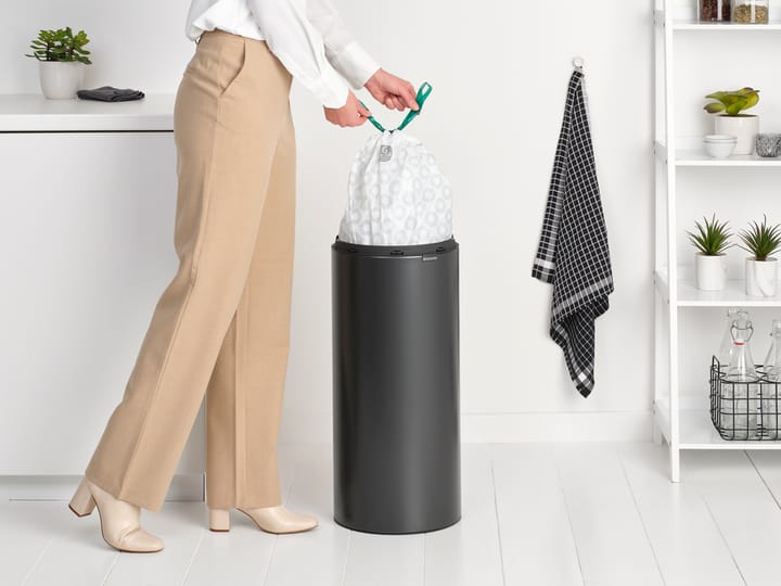 Touch Bin New 30 L, Confident grey Brabantia