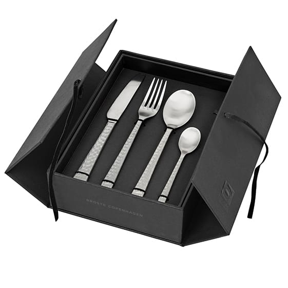 Hune cutlery 16 pcs, Brushed satin hammered Broste Copenhagen