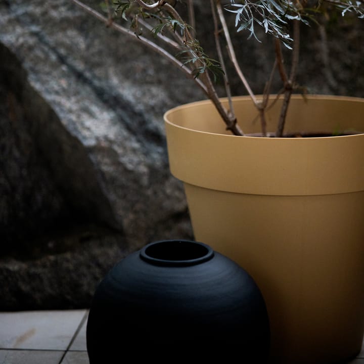 Bee flower pot Ø29.5 cm, Black Byon