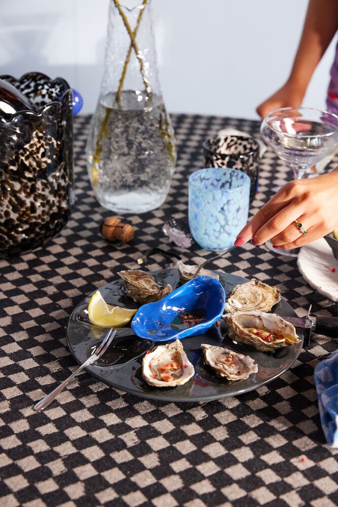 Oyster serving bowl, Blue Byon