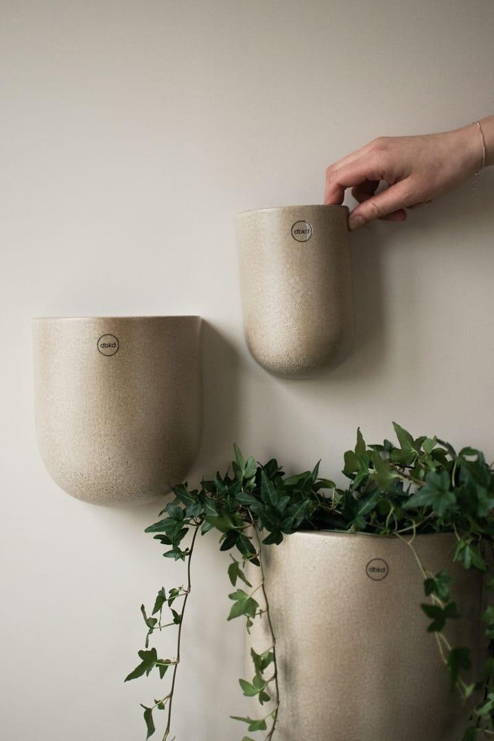 Cut wall-mounted flowerpot beige, Large 17 cm DBKD