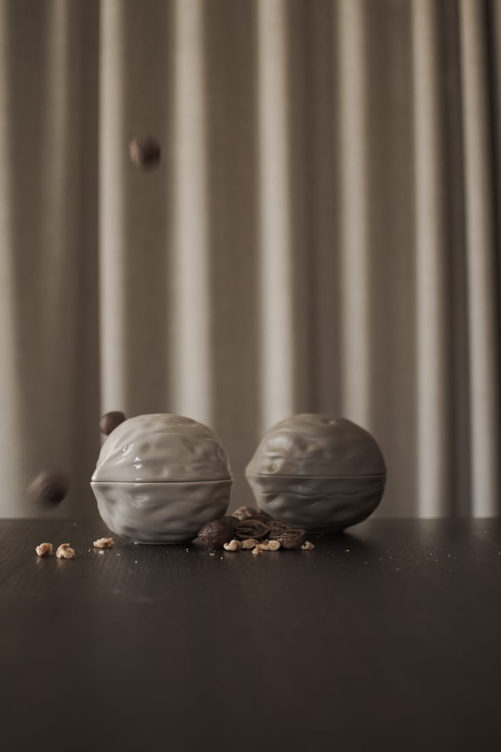 Walnut bowl with lid, Dust DBKD