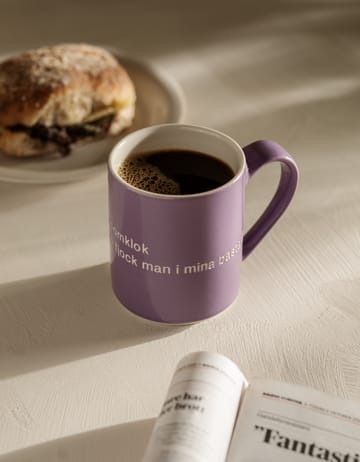 Astrid Lindgren mug, I am handsome - lila-swedish - Design House Stockholm