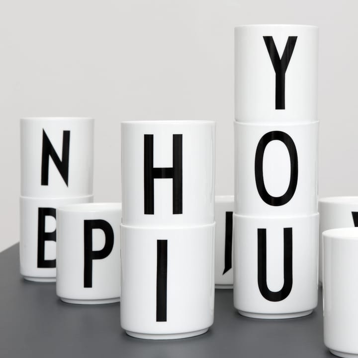 Design Letters cup, H Design Letters