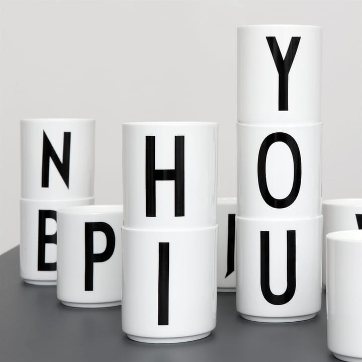 Design Letters cup, N Design Letters