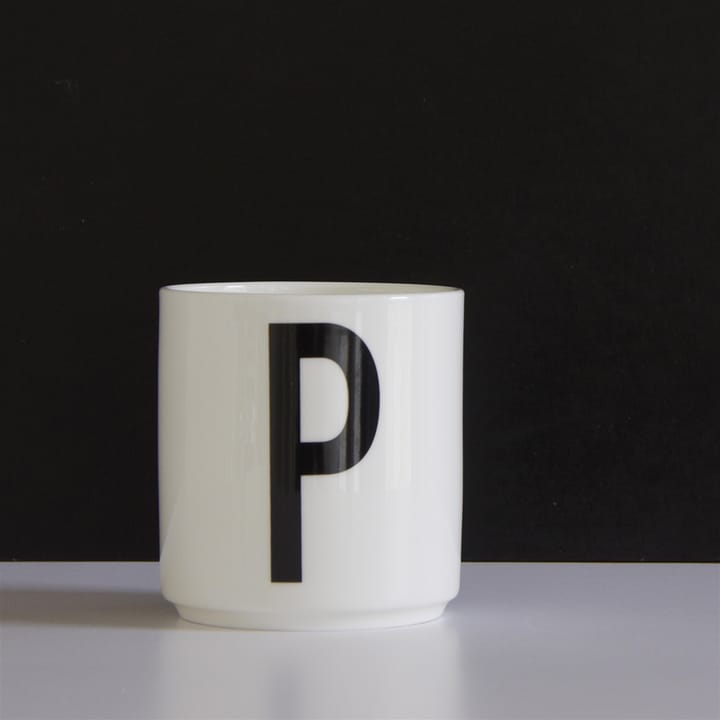 Design Letters cup, P Design Letters