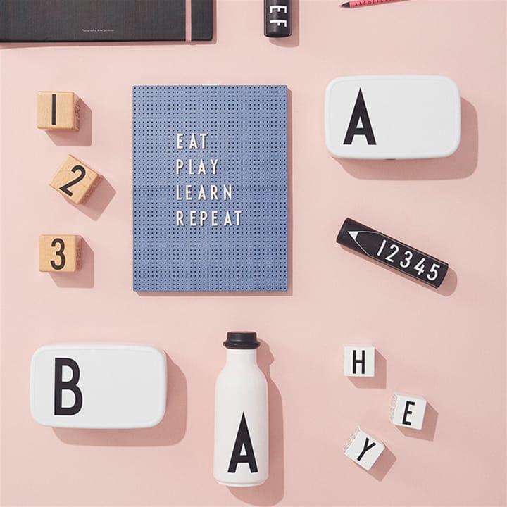 Design Letters lunch box, B Design Letters