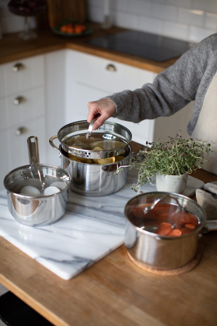 Kosmo casserole with glass lid 22 cm 3 L, Stainless steel Dorre