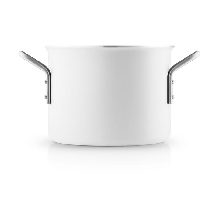 Eva Trio White Line Slip-Let ceramic pot, 2.5 L Eva Solo