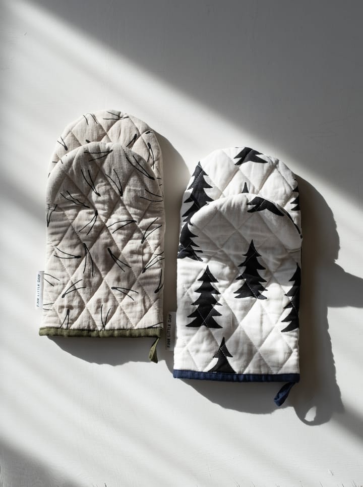 Barr quilted oven glove, Natural Fine Little Day