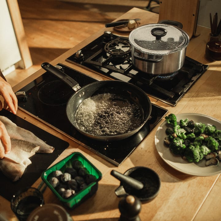 Functional Form ceramic frying pan, 26 cm Fiskars