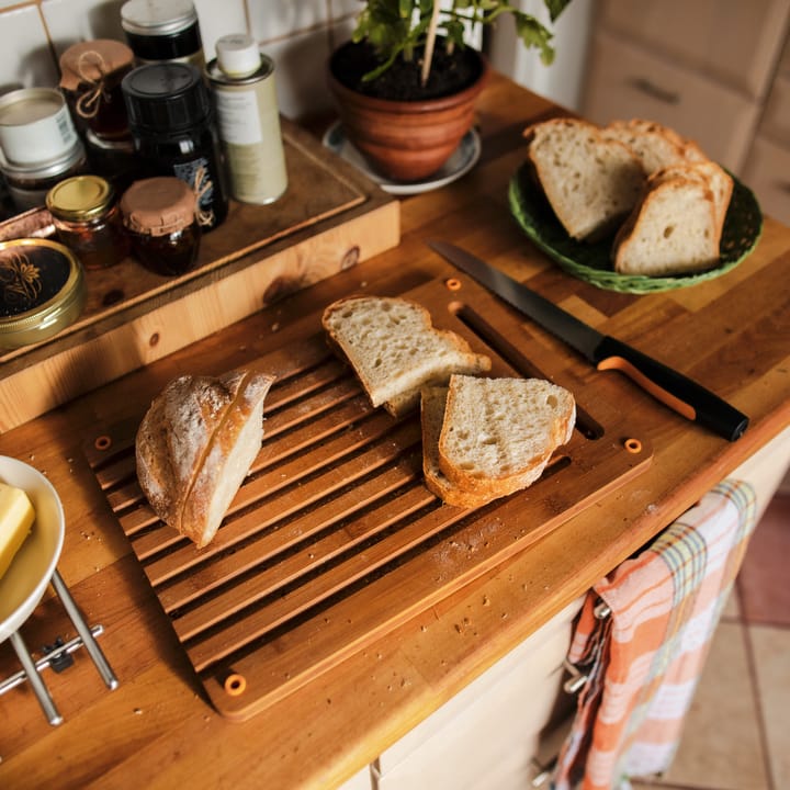 Functional Form cutting board, bamboo Fiskars