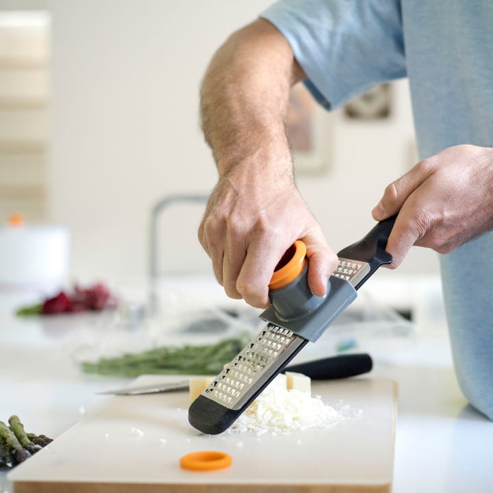 Functional Form grater, rough Fiskars