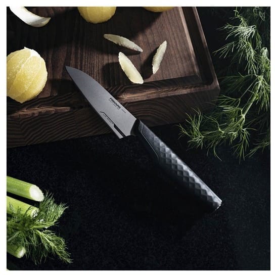 Taiten chef's knife, 13 cm Fiskars