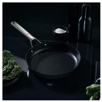 Taiten frying pan - 24 cm - Fiskars