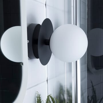 Art Deco 24 IP44 wall lamp - White/black - Globen Lighting