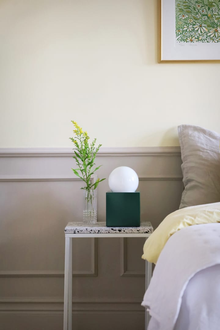 Bob 14 table lamp, Green Globen Lighting