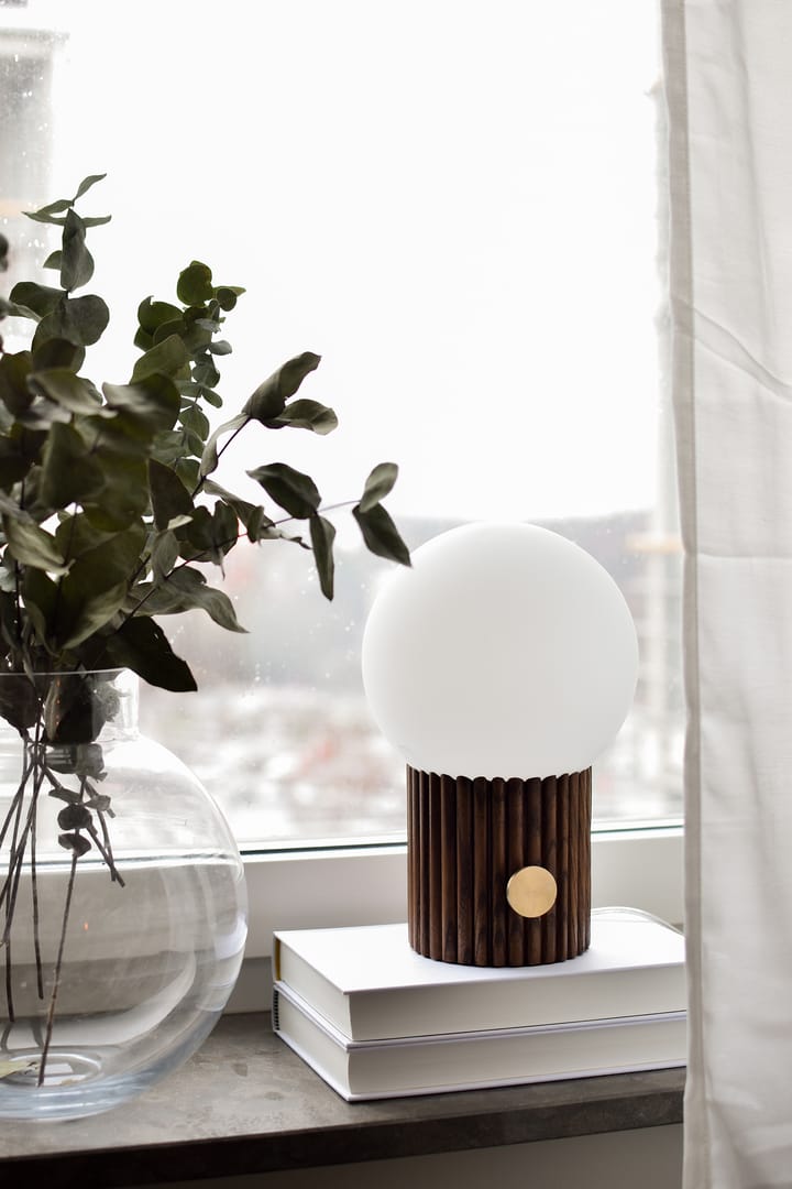 Hubble table lamp Ø15 cm, Walnut Globen Lighting