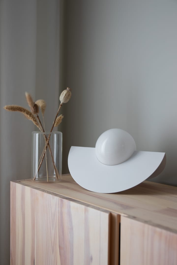 Roccia table lamp, White Globen Lighting