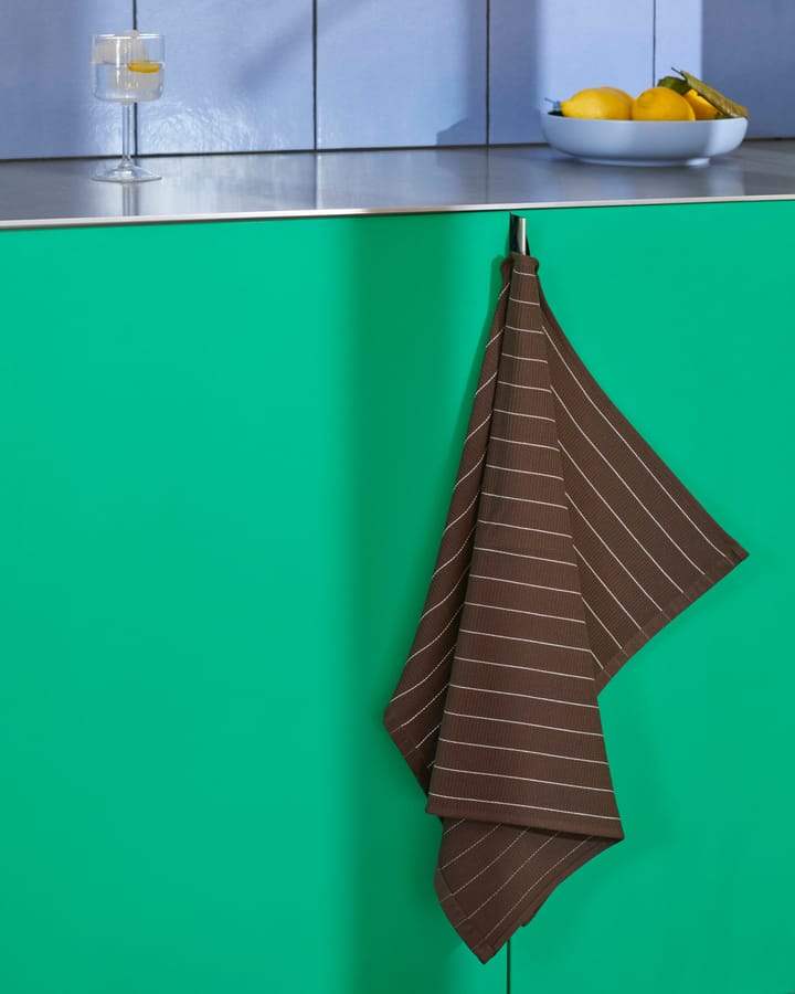 Canteen kitchen towel 52x80 cm, Chocolate pinstripe HAY