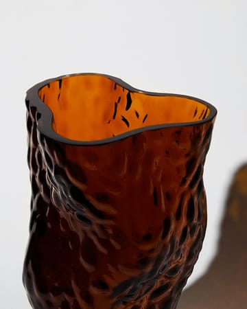 Ostrea Rock glass vase 30 cm - Rust - Hein Studio