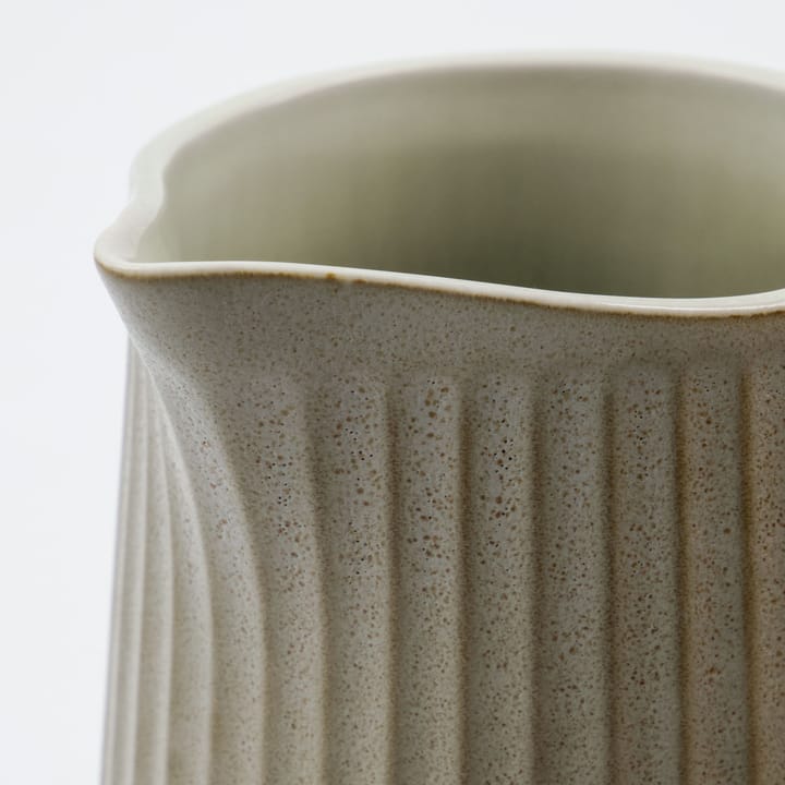 Pleat jug 1.28 L, Grey-brown House Doctor