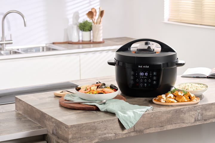 Instant Pot XL Multicooker 7.1 L, Black Instant Pot