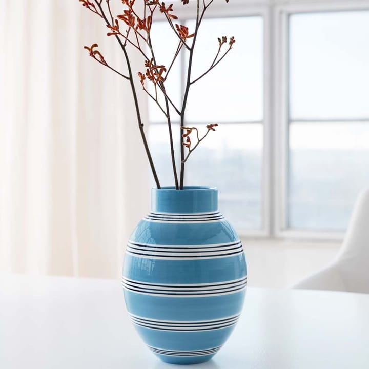 Omaggio Nuovo Vase, Medium blue, h30 cm Kähler