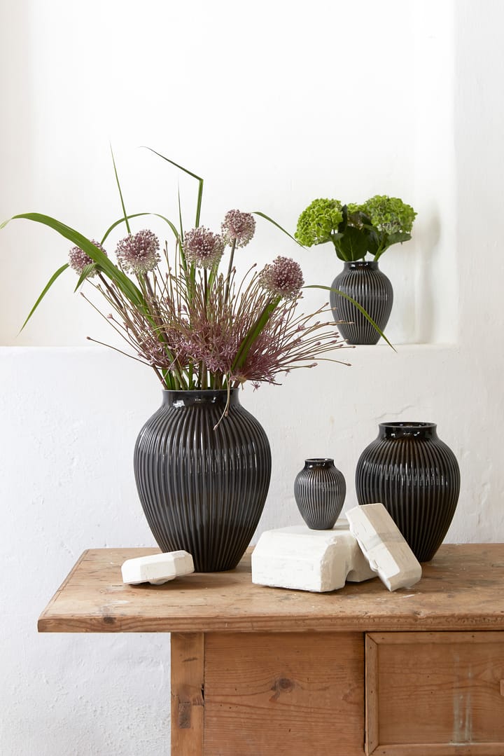 Knabstrup vase ribbed 12.5 cm, Black Knabstrup Keramik