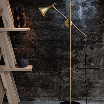 Megafon floor lamp - Raw brass, black base - Konsthantverk