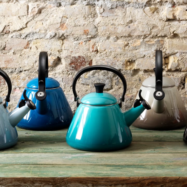 Le Creuset Kone kettle with whistle, Caribbean Le Creuset