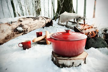 Le Creuset Signature round casserole 6.7 l - Cerise - Le Creuset